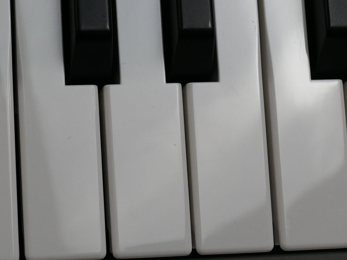 novation Launchkey 37 MK3 (中古)