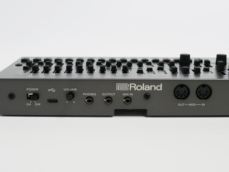 Roland JD-08 (中古3)