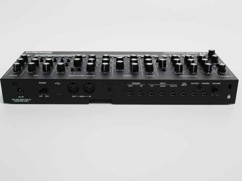 Roland SE-02 (中古)