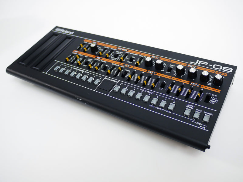 Roland JP-08 (中古)