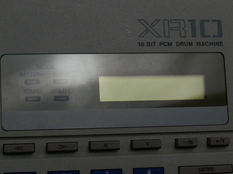 AKAI XR10 (中古)