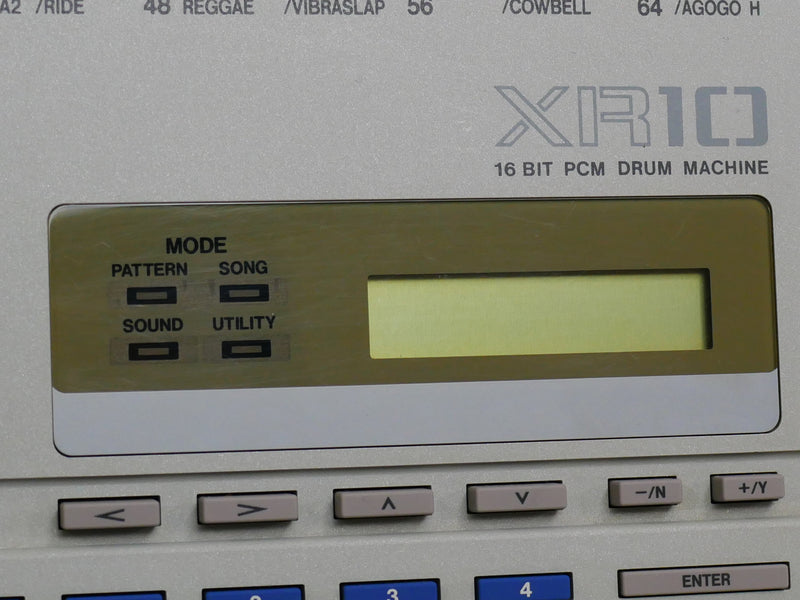 AKAI XR10 (中古)