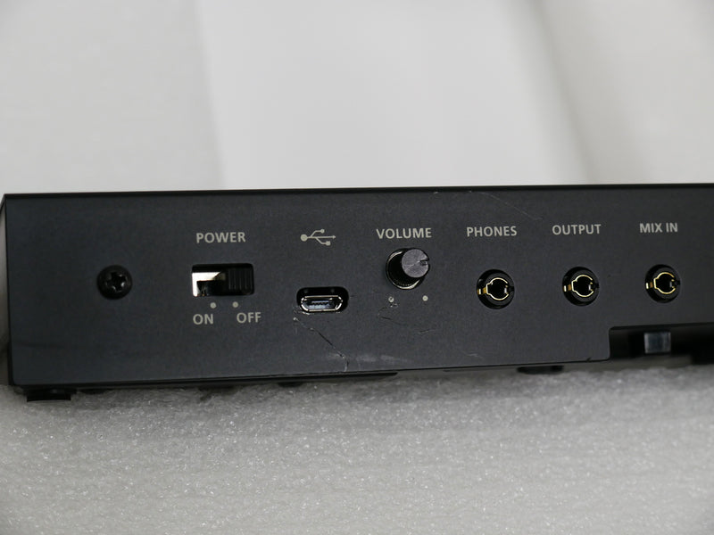 Roland D-05 (中古)