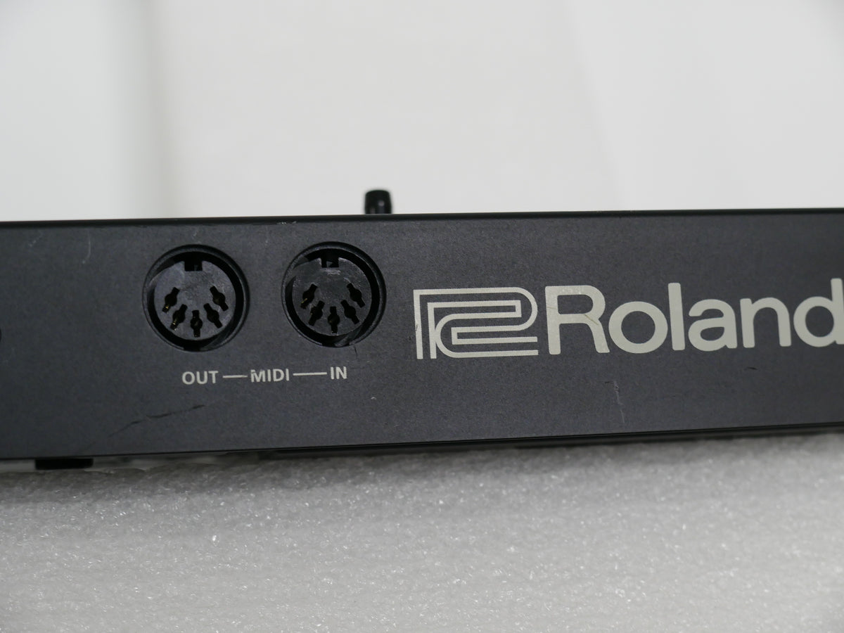 Roland D-05 シンセサイザー 名機 希少 廃盤 Roland D-05 (中古)