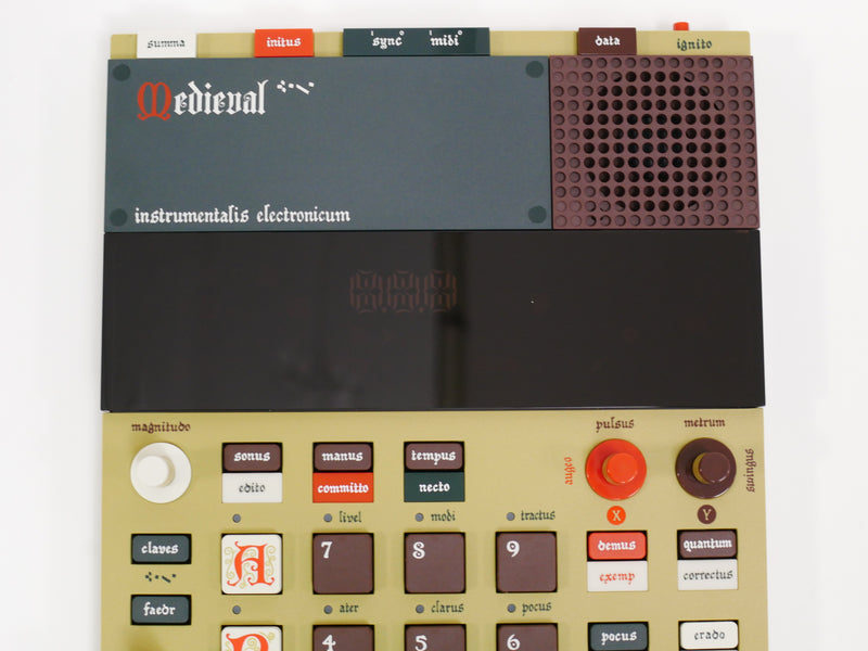 Teenage Engineering EP-1320 medieval (中古)2
