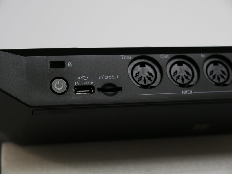 Novation Circuit Rhythm (中古)
