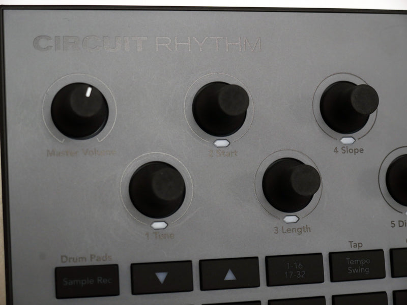Novation Circuit Rhythm (中古)