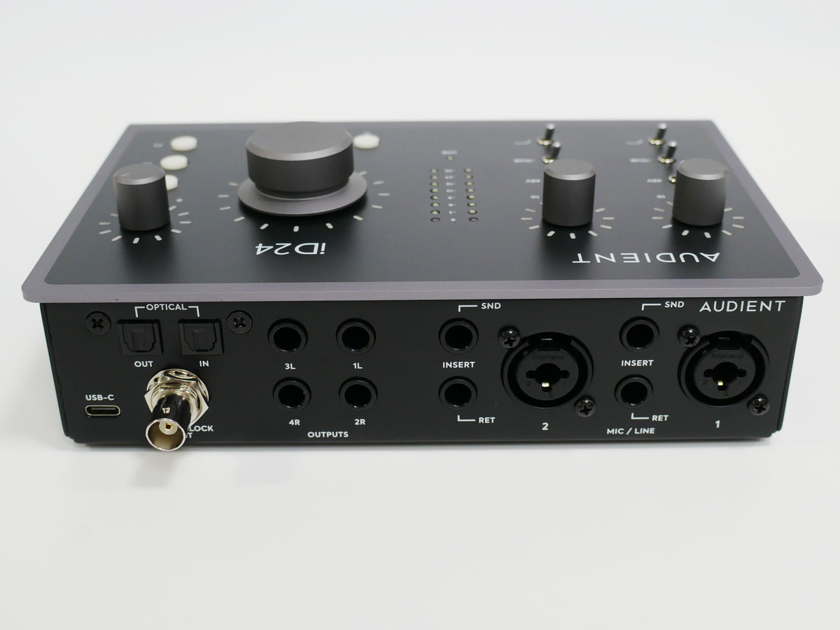 Audient id24 中古品 専用スタンド付き Audient id24 中古品 専用スタンド付き - メルカリ