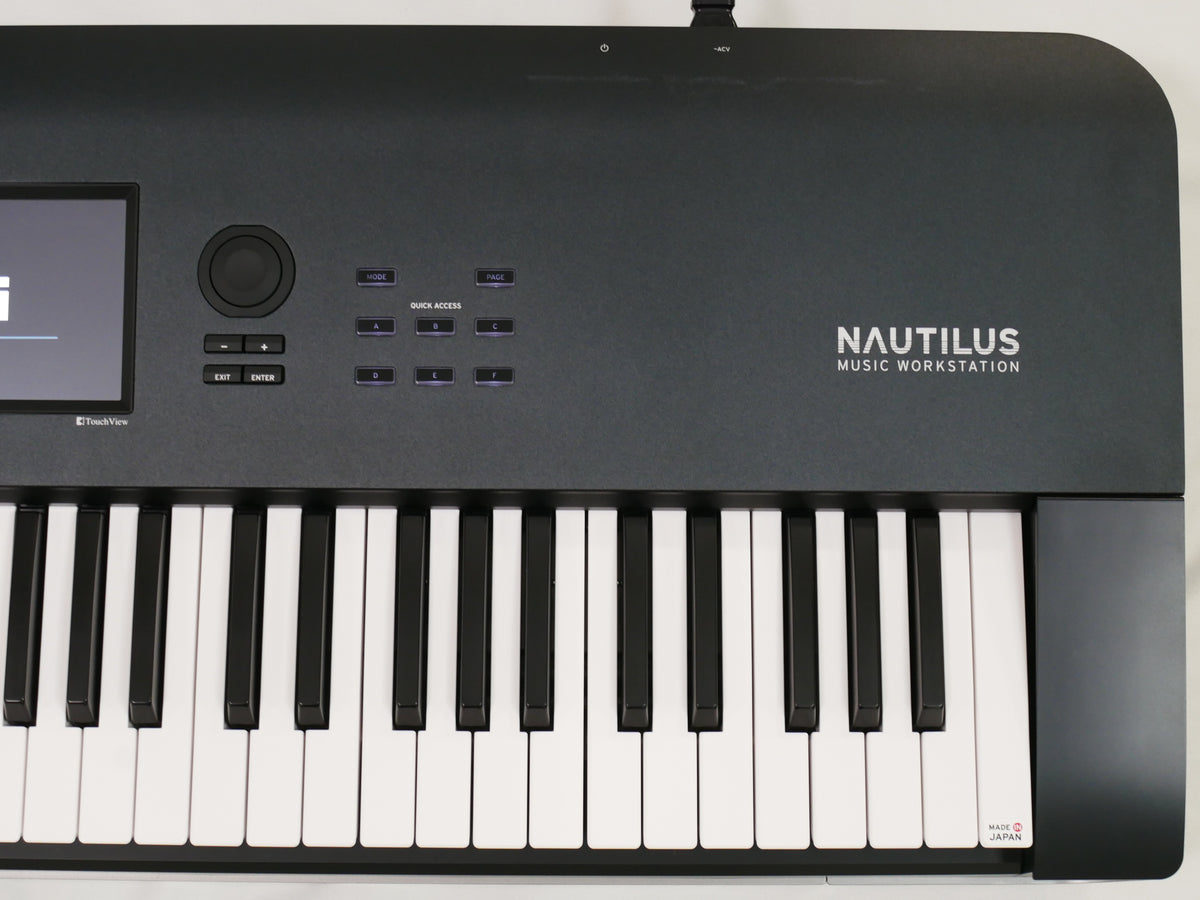 KORG NAUTILUS 61 (中古)