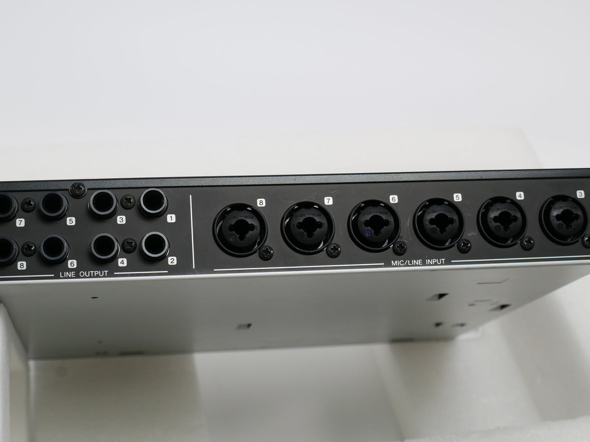 Steinberg UR824 (中古)