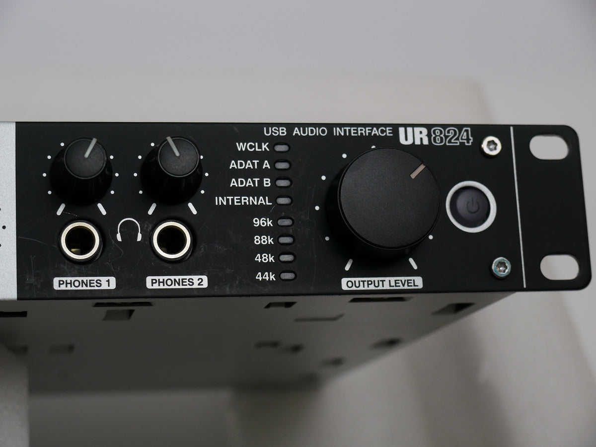 UR824 USBオーディオインターフェイス Steinberg UR824 USB Audio Interface | Sweetwater