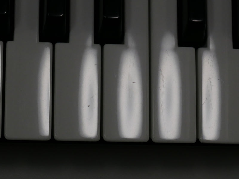 Native Instruments KOMPLETE KONTROL S61 MK2 (中古2)