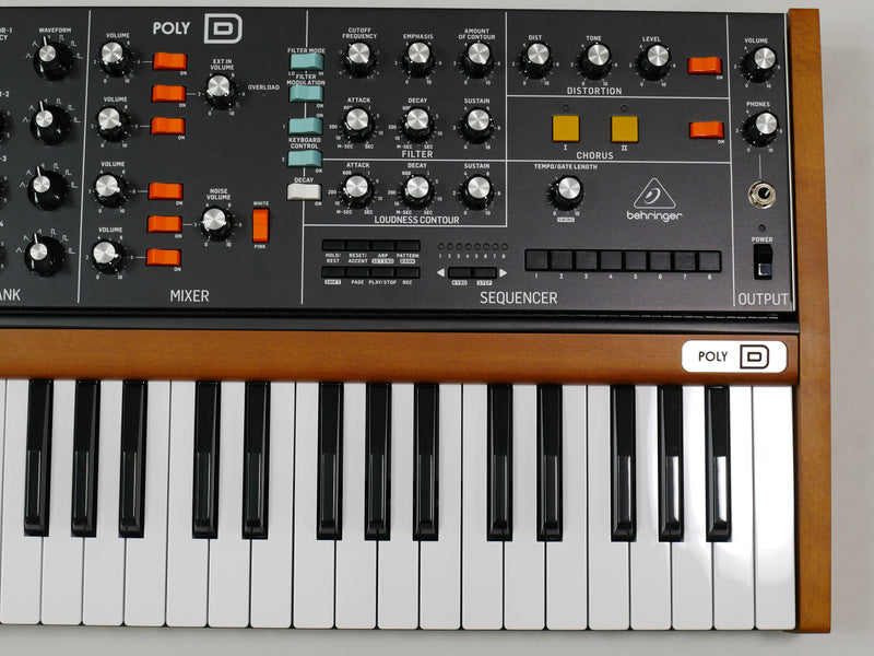 BEHRINGER POLY D (中古)