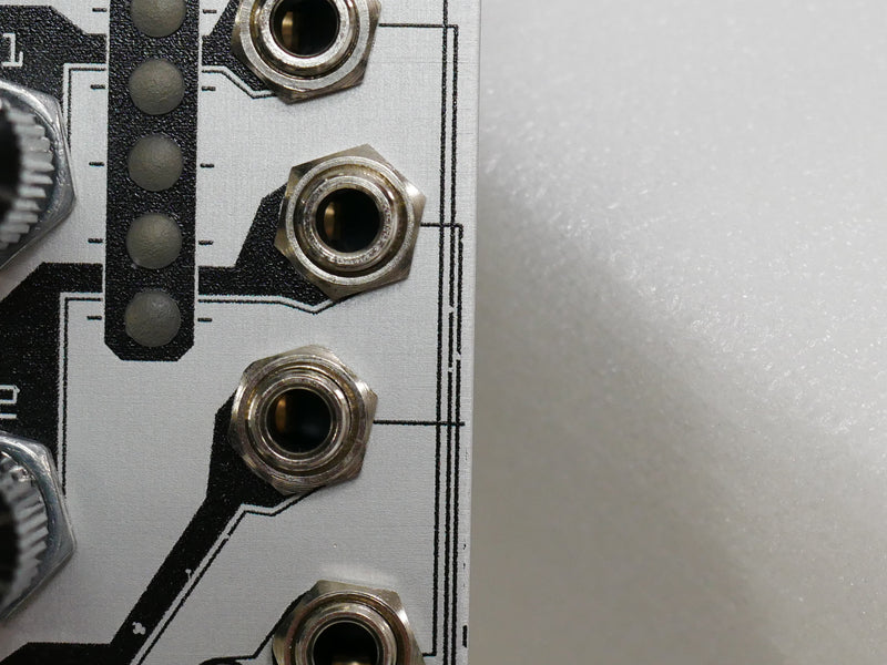 Noise Engineering Zularic Repetitor (中古)