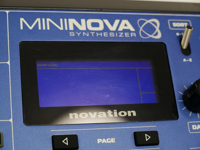 Novation MININOVA (中古)