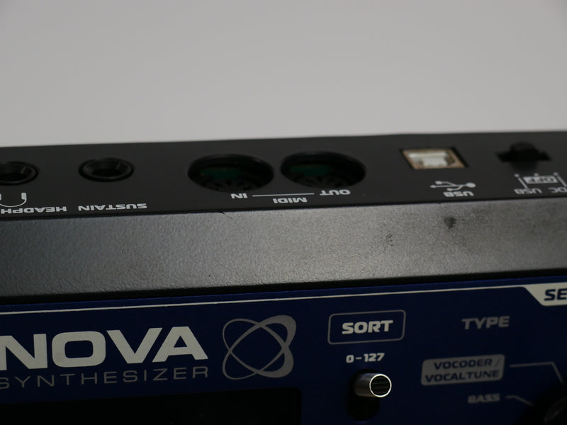 Novation MININOVA (中古)