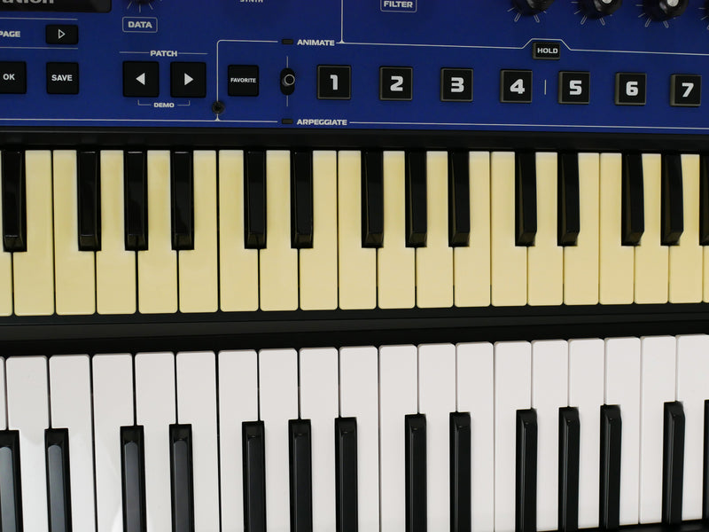 Novation MININOVA (中古)