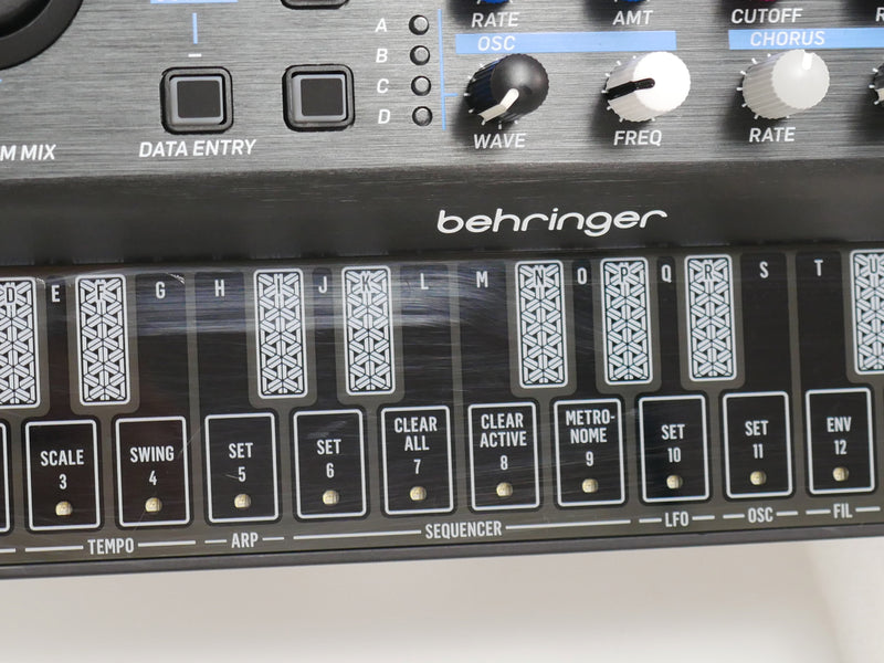 Behringer PRO-VS MINI + Thonk Knobs (中古)