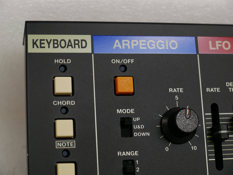 Roland JU-06A (中古)