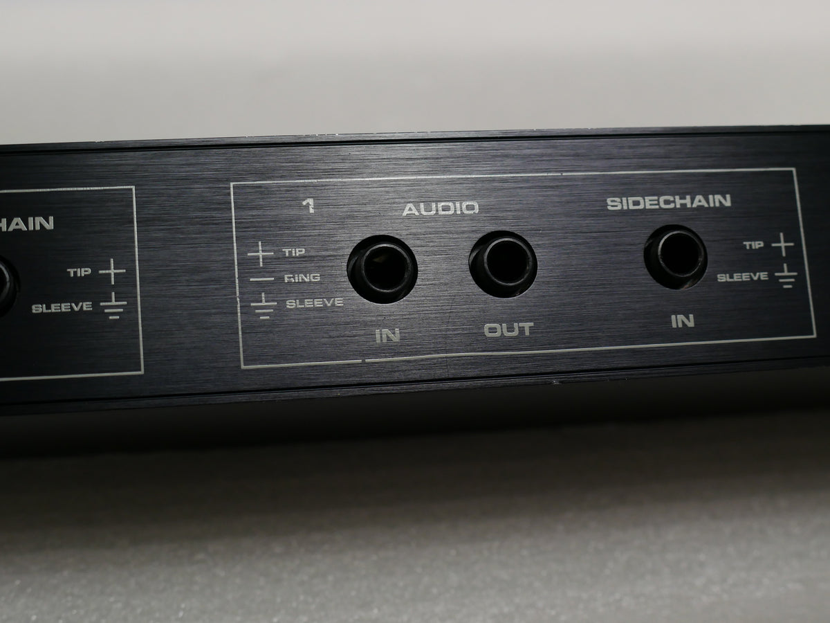 dbx 166 (中古)