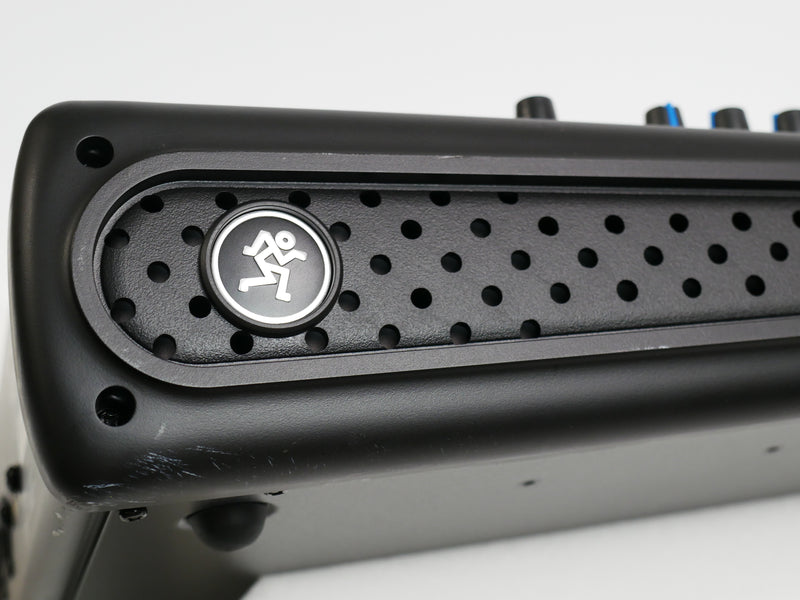 Mackie ProFX8v2 (中古)