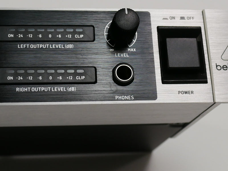 Behringer RX1602 (中古)