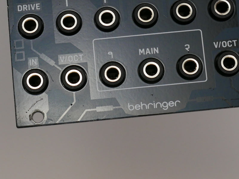 Behringer SWORDS (中古)