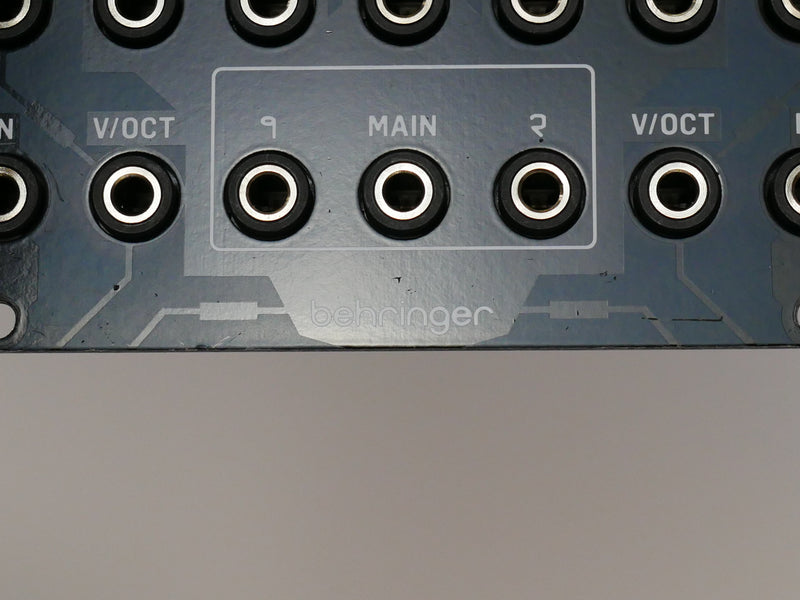 Behringer SWORDS (中古)