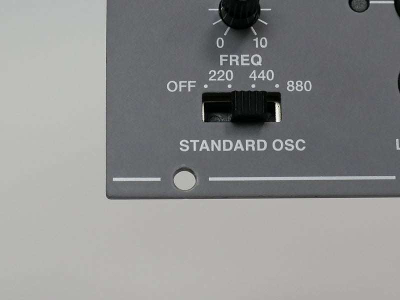 Behringer 305 EQ/MIXER/OUTPUT (中古2)