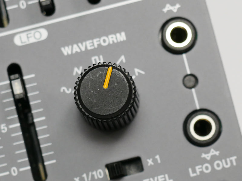 Behringer 140 DUAL ENVELOPE/LFO (中古)
