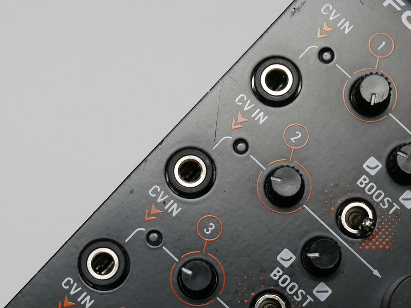 Behringer FOUR PLAY (中古)
