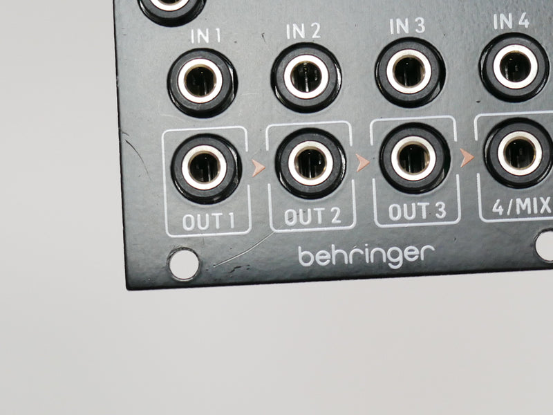 Behringer FOUR PLAY (中古)