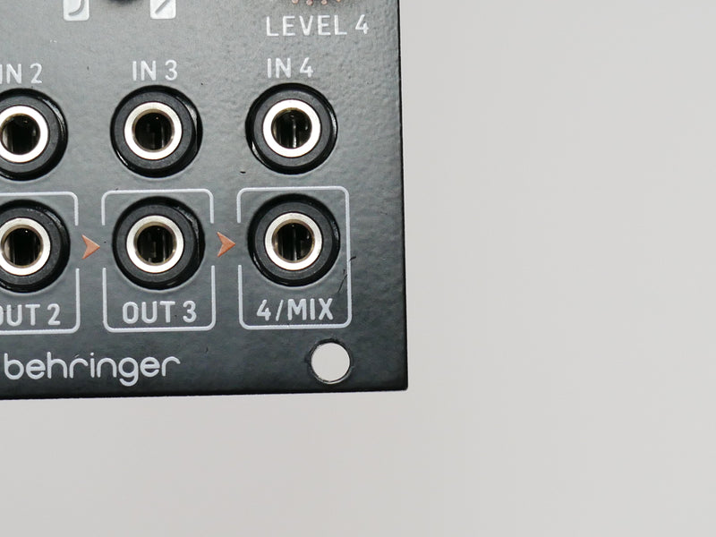 Behringer FOUR PLAY (中古)