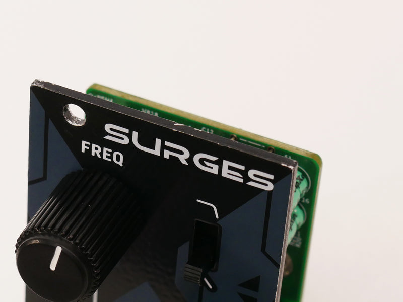 Behringer SURGES (中古)