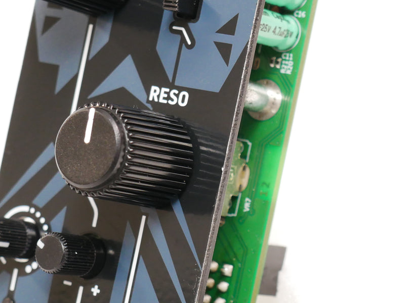 Behringer SURGES (中古)