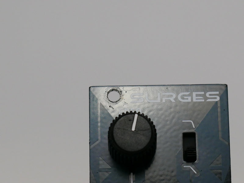 Behringer SURGES (中古)