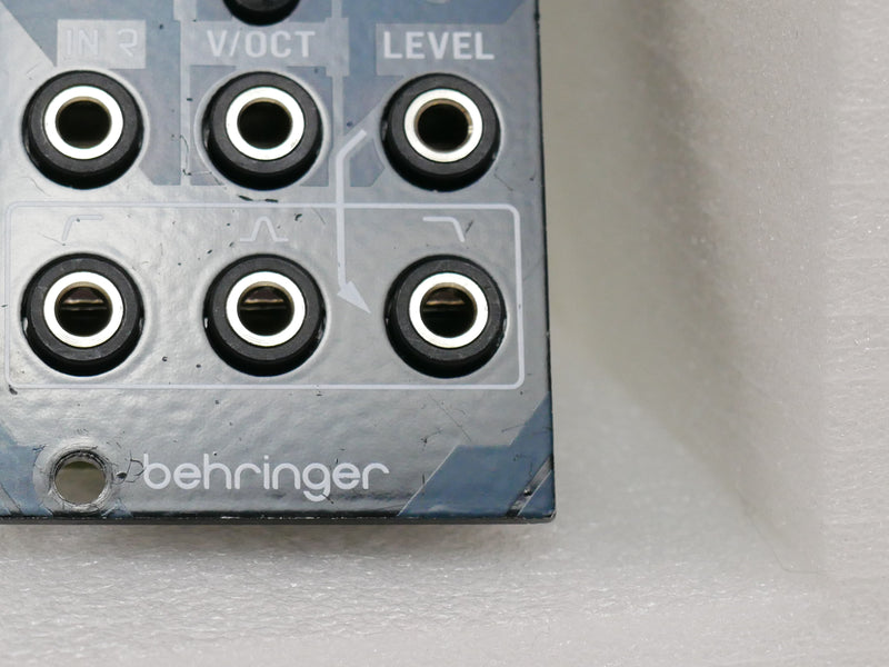 Behringer SURGES (中古)
