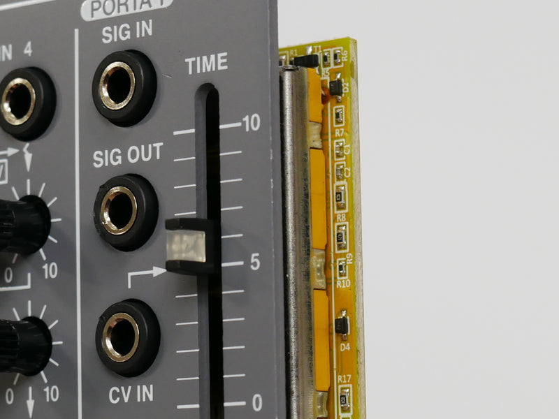 Behringer 297 DUAL PORTAMENTO/CV UTILI. (中古)