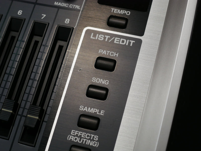 Roland Fantom G7 + Case (中古)
