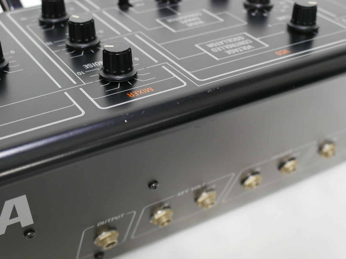 YAMAHA CS-10 アナログシンセサイザー 本体 ハードケース付き YAMAHA CS-10 + Case (中古)