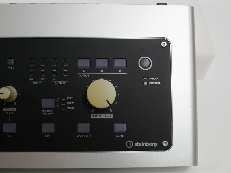 STEINBERG UR28M (中古)
