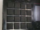 AKAI MPC LIVE (中古)