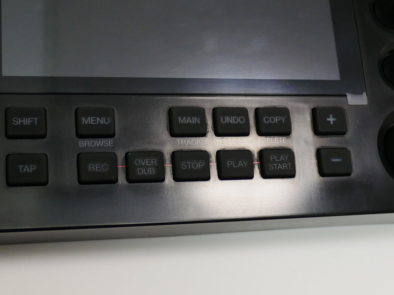 AKAI MPC LIVE (中古)