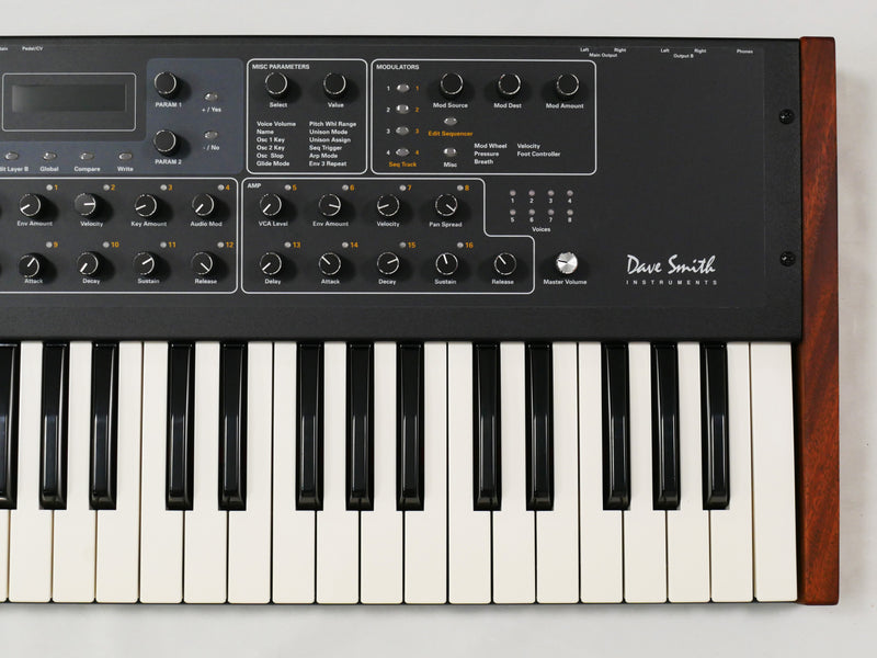 Dave Smith Instruments Prophet '08 PE (中古)