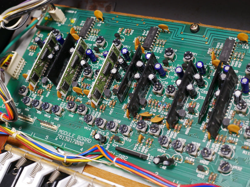 Roland JUNO-106 (中古)