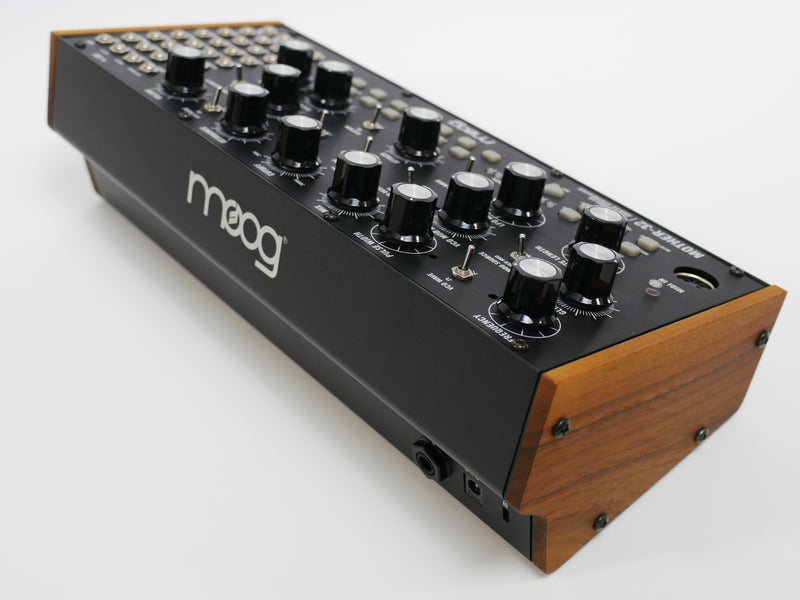 moog MOTHER-32 (中古)3