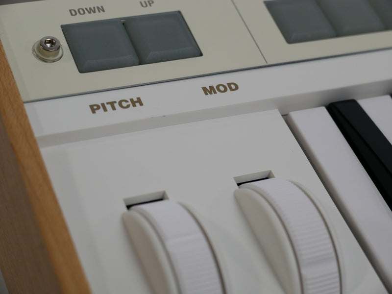 KORG microKORG S (中古)