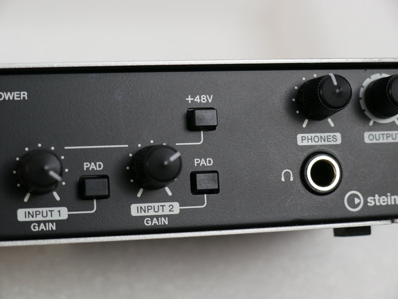 Steinberg UR242 (中古)