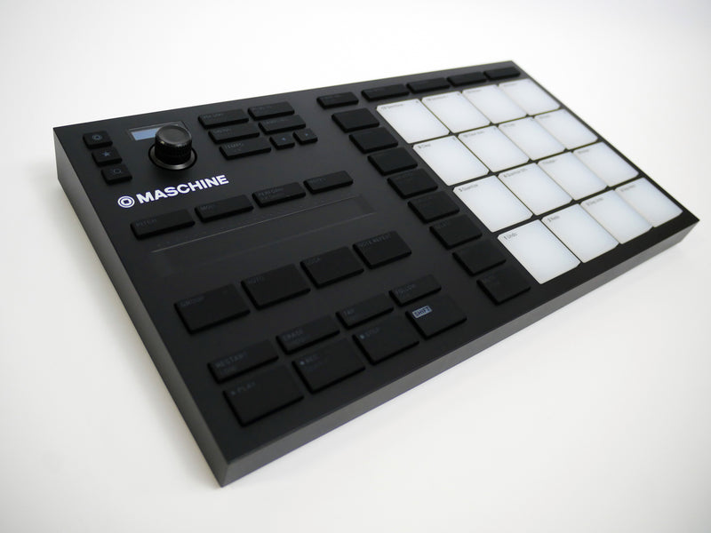 Native Instruments Maschine Mikro MK3 (中古)