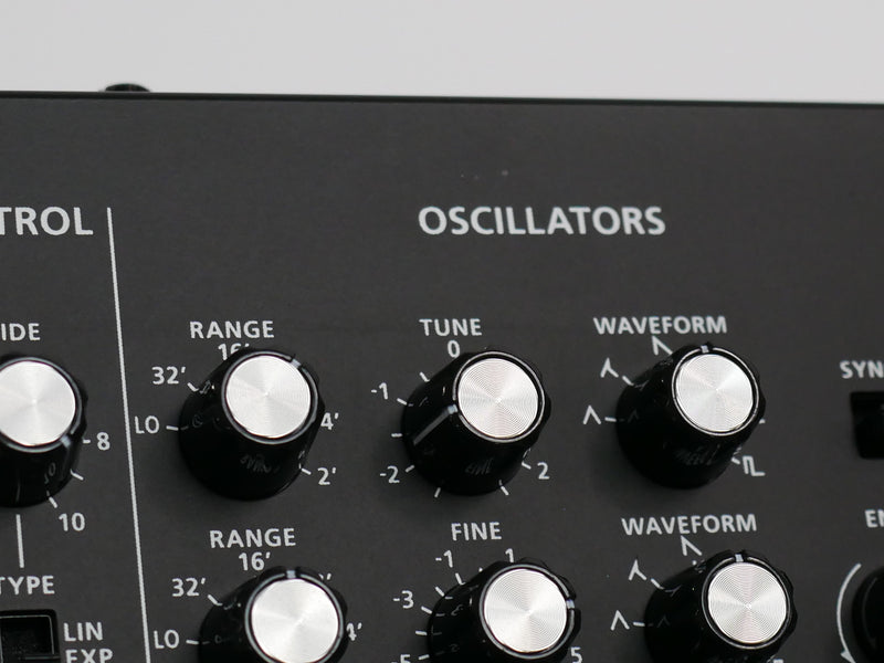 Roland SE-02 (中古)